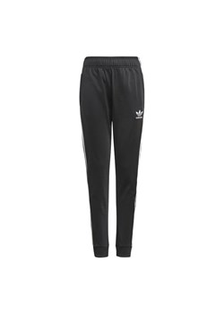 Spodnie dresowe adidas Adicolor SST Track Pants GN8453 - czarne ze sklepu streetstyle24.pl w kategorii Spodnie chłopięce - zdjęcie 133664453