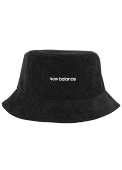 Kapelusz New Balance LAH21108BK - czarny ze sklepu streetstyle24.pl w kategorii Kapelusze męskie - zdjęcie 133666213