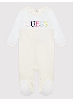 Guess Śpiochy H2RW00 KA6W0 Biały Regular Fit ze sklepu MODIVO w kategorii Odzież dla niemowląt - zdjęcie 134275521