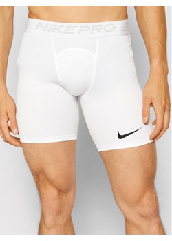 Białe spodenki męskie Nike 