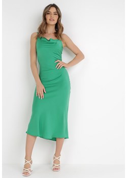 Zielona Satynowa Sukienka Phinereia ze sklepu Born2be Odzież w kategorii Sukienki - zdjęcie 134519504