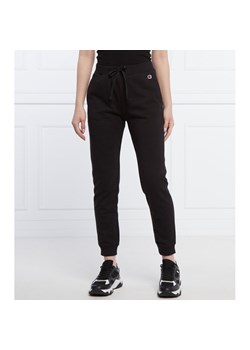 Champion Spodnie dresowe | Regular Fit ze sklepu Gomez Fashion Store w kategorii Spodnie damskie - zdjęcie 134640400