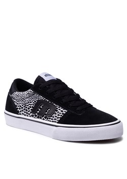 vans vn0a45nm1wx1