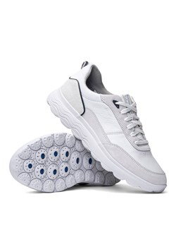 Sneakersy męskie białe GEOX U Spherica ze sklepu Sneaker Peeker w kategorii Buty sportowe męskie - zdjęcie 134691531