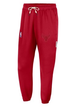 Spodnie męskie Chicago Bulls Standard Issue Nike Dri-FIT NBA - Czerwony ze sklepu Nike poland w kategorii Spodnie męskie - zdjęcie 134735294