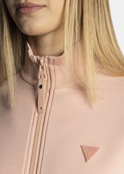 Bluza damska różowa Guess New Allie Regular Fit ze sklepu Sneaker Peeker w kategorii Bluzy damskie - zdjęcie 134830621