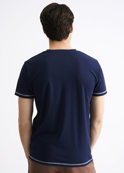 Granatowy T-shirt męski z logo ze sklepu OCHNIK w kategorii T-shirty męskie - zdjęcie 135353370