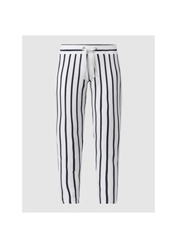 Luźne spodnie z bawełny model ‘Celene’ ze sklepu Peek&Cloppenburg  w kategorii Spodnie damskie - zdjęcie 135457814