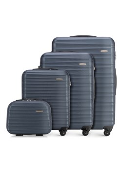 Komplet walizek z ABS-u z żebrowaniem ze sklepu WITTCHEN w kategorii Walizki - zdjęcie 135879781