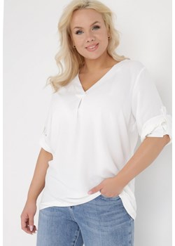 Biała Bluzka Linidas ze sklepu Born2be Odzież w kategorii Bluzki damskie - zdjęcie 136220610