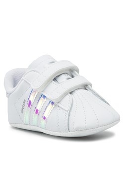 Buty adidas - Superstar Crib BD8000 Ftwwht/Ftwwht/Cblack ze sklepu eobuwie.pl w kategorii Buciki niemowlęce - zdjęcie 136953933