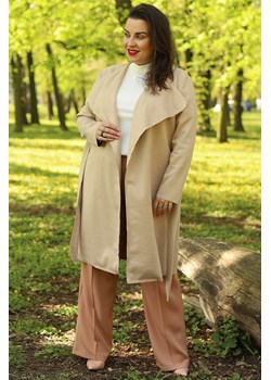 Płaszcz wiosenny elegancki kopertowy zamszowy z paskiem SIMONA beżowy ze sklepu karko.pl w kategorii Płaszcze damskie - zdjęcie 138108340