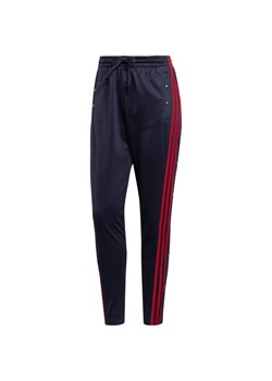 Spodnie dresowe damskie 3-Stripes Snap Adidas ze sklepu SPORT-SHOP.pl w kategorii Spodnie damskie - zdjęcie 138187634