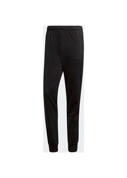 Spodnie dresowe męskie Essentials 3 Stripes Tapered Tricot Adidas ze sklepu SPORT-SHOP.pl w kategorii Spodnie męskie - zdjęcie 138202982