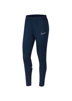 Spodnie damskie Nike  ze sklepu SPORT-SHOP.pl w kategorii Spodnie damskie - zdjęcie 138206094