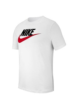 T-shirt męski Nike na lato 