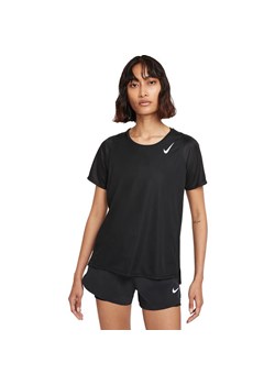 Koszulka damska Dri-Fit Race Nike ze sklepu SPORT-SHOP.pl w kategorii Bluzki damskie - zdjęcie 138228184