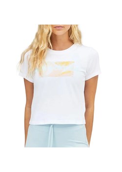 Koszulka New Balance WT21555WT - biała ze sklepu streetstyle24.pl w kategorii Bluzki damskie - zdjęcie 138483641