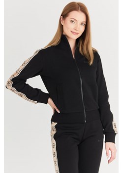 GUESS - Czarna bluza damska na suwak z lampasami ze sklepu outfit.pl w kategorii Bluzy damskie - zdjęcie 139871343
