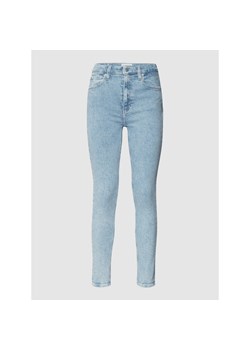 Jeansy o kroju skinny fit z wyhaftowanym logo ze sklepu Peek&Cloppenburg  w kategorii Jeansy damskie - zdjęcie 140538404