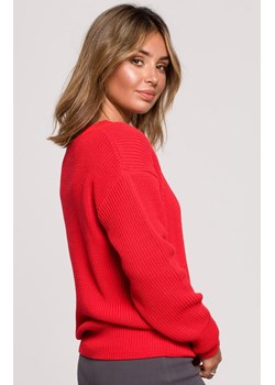 Czerwony sweter damski z dekoltem w serek BK075, Kolor czerwony, Rozmiar L/XL, BE ze sklepu Primodo w kategorii Swetry damskie - zdjęcie 140691712