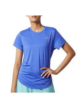 Koszulka New Balance WT11220ARA - niebieska ze sklepu streetstyle24.pl w kategorii Bluzki damskie - zdjęcie 141154241