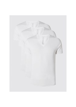T-shirt z dekoltem w serek w zestawie 3 szt. model ‘PERFORMANCE COTTON’ ze sklepu Peek&Cloppenburg  w kategorii T-shirty męskie - zdjęcie 141258042