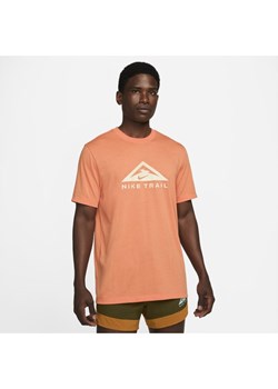 Męski T-shirt do biegania w terenie Nike Dri-FIT - Pomarańczowy ze sklepu Nike poland w kategorii T-shirty męskie - zdjęcie 141261783