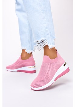 Różowe buty sportowe na koturnie slip on Casu 41-3-22-P ze sklepu Casu.pl w kategorii Buty sportowe damskie - zdjęcie 141269862