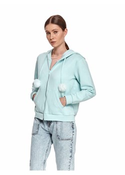 Rozpinana bluza z kapturem i futrzanymi pomponami ze sklepu Top Secret w kategorii Bluzy damskie - zdjęcie 141508010