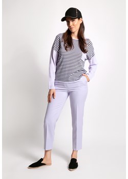 Fioletowa bluzka w paski z ażurowymi wstawkami ze sklepu Molton w kategorii Bluzki damskie - zdjęcie 141567963