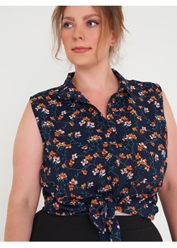 GATE Czarna bluzka z kwiatowym wzorem dla  plus size 44 ze sklepu gateshop w kategorii Koszule damskie - zdjęcie 141625334