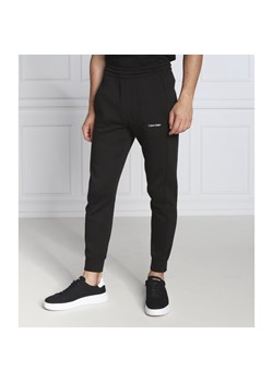 Calvin Klein Spodnie dresowe | Regular Fit ze sklepu Gomez Fashion Store w kategorii Spodnie męskie - zdjęcie 141633551