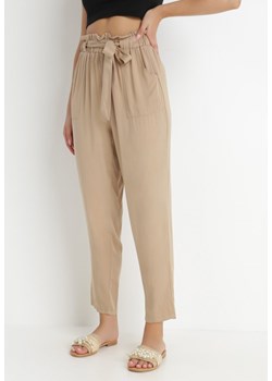 Beżowe Spodnie Weaving ze sklepu Born2be Odzież w kategorii Spodnie damskie - zdjęcie 141762673