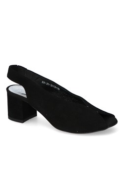 Sandały Karino 3213/003-P Czarne zamsz ze sklepu Arturo-obuwie w kategorii Sandały damskie - zdjęcie 141908802