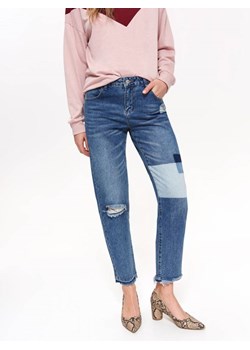 Spodnie damskie ze sklepu Top Secret w kategorii Jeansy damskie - zdjęcie 141918344