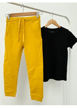 GATE Spodnie dresowe klasyczne 8Y ze sklepu gateshop w kategorii Spodnie chłopięce - zdjęcie 142043601
