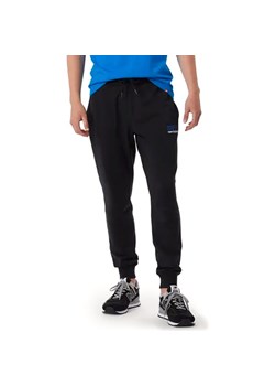 Spodnie dresowe męskie Sport Graphic MP139 New Balance ze sklepu SPORT-SHOP.pl w kategorii Spodnie męskie - zdjęcie 142435310