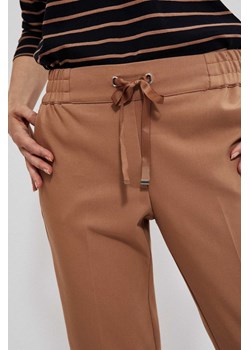 Spodnie z wiązaniem ze sklepu Moodo.pl w kategorii Spodnie damskie - zdjęcie 142552524