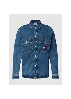 Koszula jeansowa z naszywką z logo model ‘UTILITY SHIRT JACKET’ ze sklepu Peek&Cloppenburg  w kategorii Kurtki męskie - zdjęcie 142608604