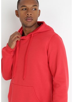 Czerwona Bluza Evoire ze sklepu Born2be Odzież w kategorii Bluzy męskie - zdjęcie 142652304