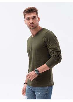 Longsleeve męski bez nadruku - ciemnooliwkowy V2 L136 ze sklepu ombre w kategorii T-shirty męskie - zdjęcie 142719263