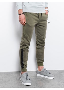 Spodnie męskie dresowe P920 - khaki ze sklepu ombre w kategorii Spodnie męskie - zdjęcie 142722262