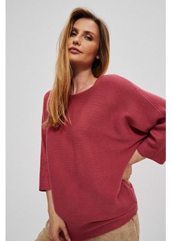 Sweter typu nietoperz różany ze sklepu Moodo.pl w kategorii Swetry damskie - zdjęcie 142869331