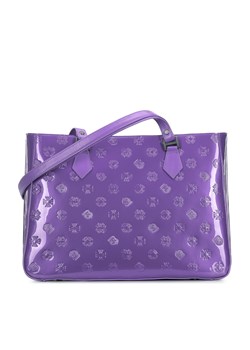 Torebka shopperka z błyszczącej skóry w monogram fioletowa ze sklepu WITTCHEN w kategorii Torby Shopper bag - zdjęcie 142990050