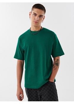 Cropp - Ciemnozielona koszulka comfort - zielony ze sklepu Cropp w kategorii T-shirty męskie - zdjęcie 143108742