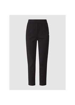 Luźne spodnie z dodatkiem streczu model ‘Lontra’ ze sklepu Peek&Cloppenburg  w kategorii Spodnie damskie - zdjęcie 143453230
