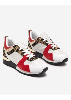 Sportowe sneakersy damskie w kolorze biało- czerwonym z modnym wzorem Soll- Obuwie ze sklepu royalfashion.pl w kategorii Buty sportowe damskie - zdjęcie 143516683