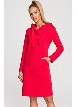 Czerwona dresowa sukienka z kapturem i kieszenią M695, Kolor czerwony, Rozmiar L, MOE ze sklepu Primodo w kategorii Sukienki - zdjęcie 143566312