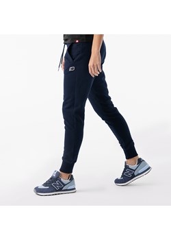 Spodnie damskie New Balance WP23600ECL – granatowe ze sklepu New Balance Poland w kategorii Spodnie damskie - zdjęcie 143617293